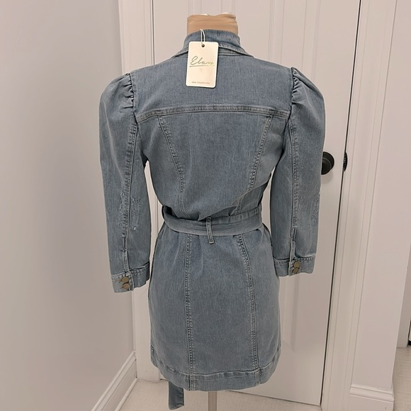 Elan Denim Belted Puff Sleeve Dress - Picture 4 of 13